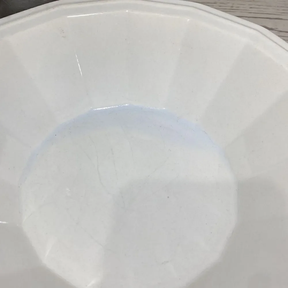 Homer Laughlin COLONIAL WHITE: 9" Vegetable Serving Bowl - Picture 5 of 5